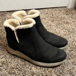 Kizik slip on booties